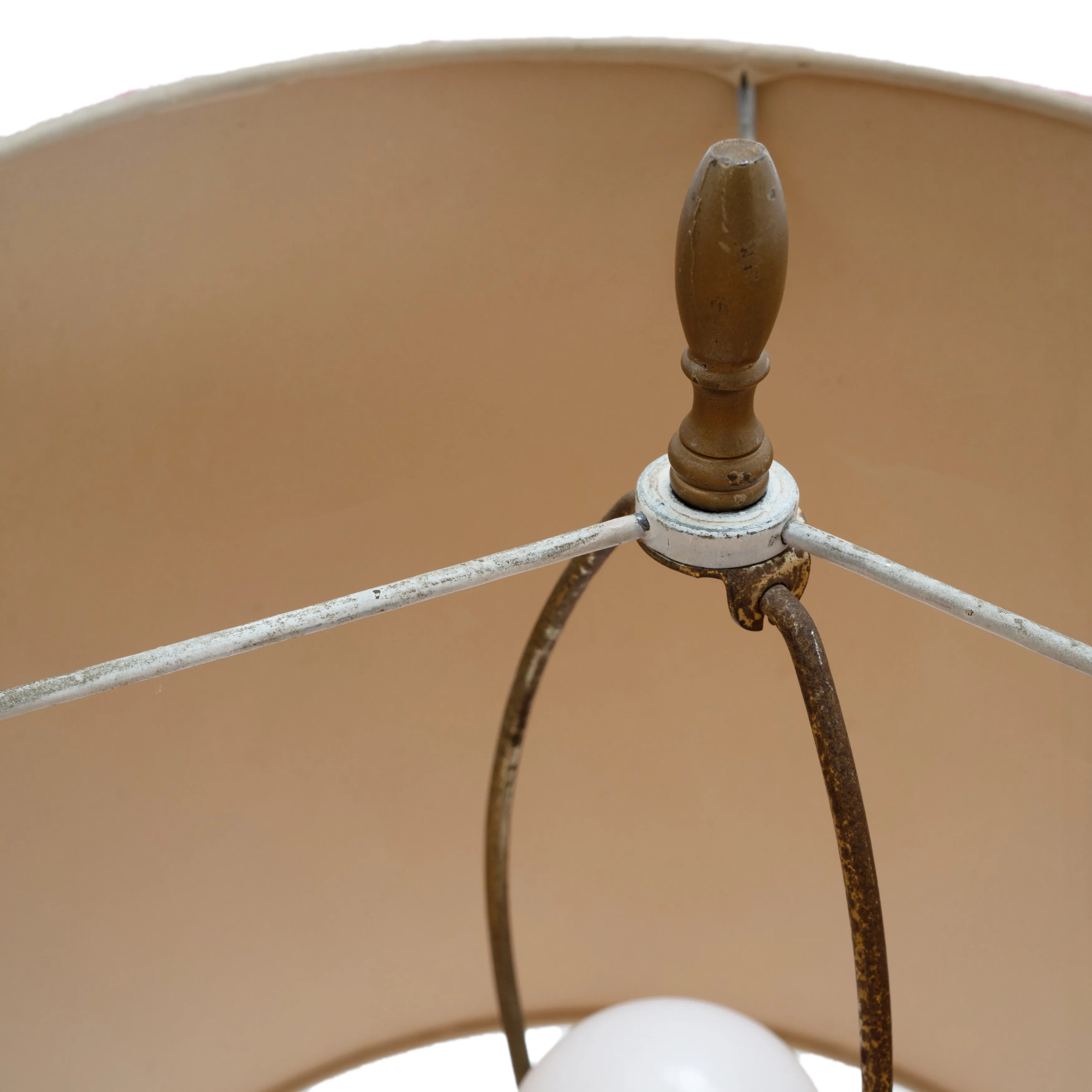 Pink Traditional Table Lamp