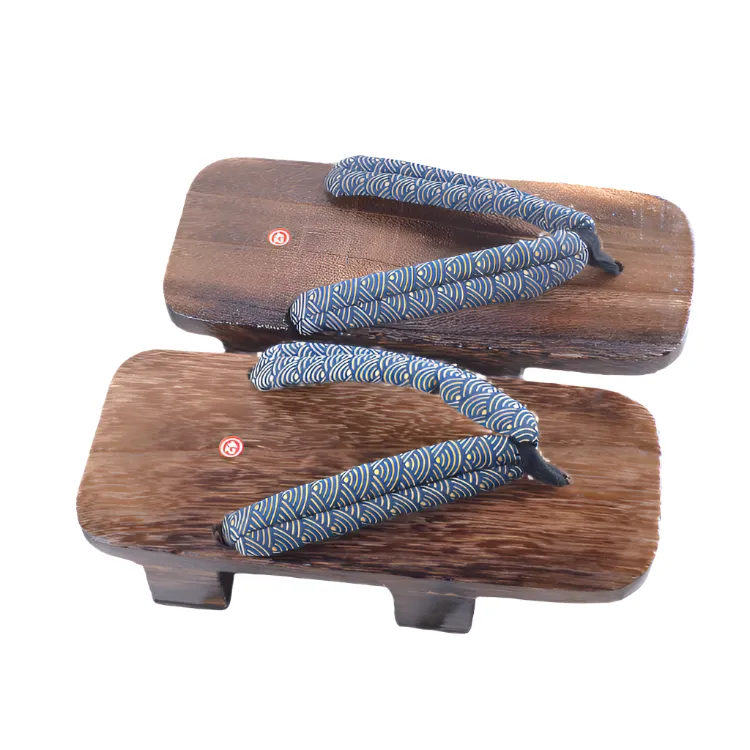 Traditional Japanese Geta Sandals - Wooden Clogs