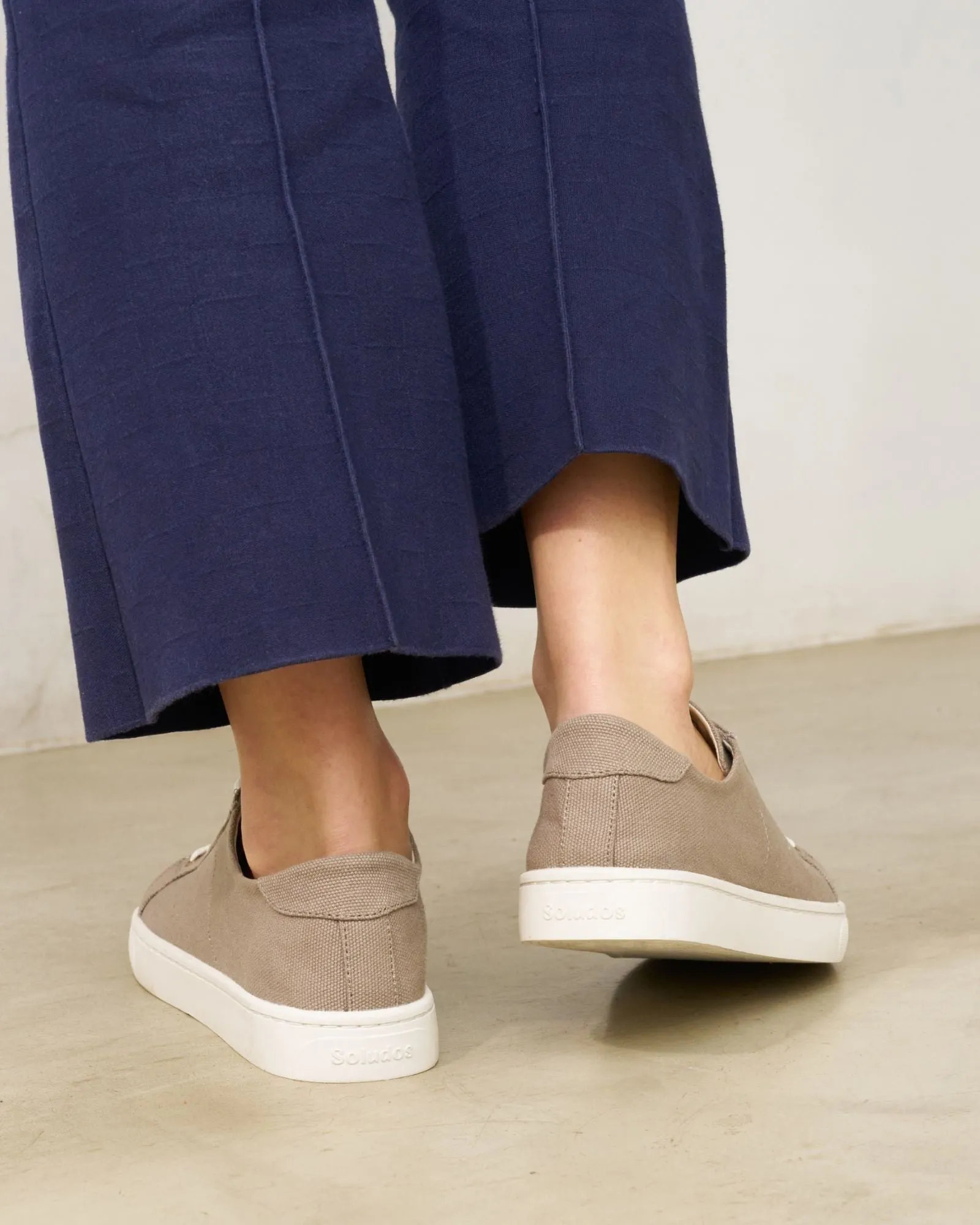 Womens_Sneakers_The Ibiza_Canvas Colors_Cafe Taupe