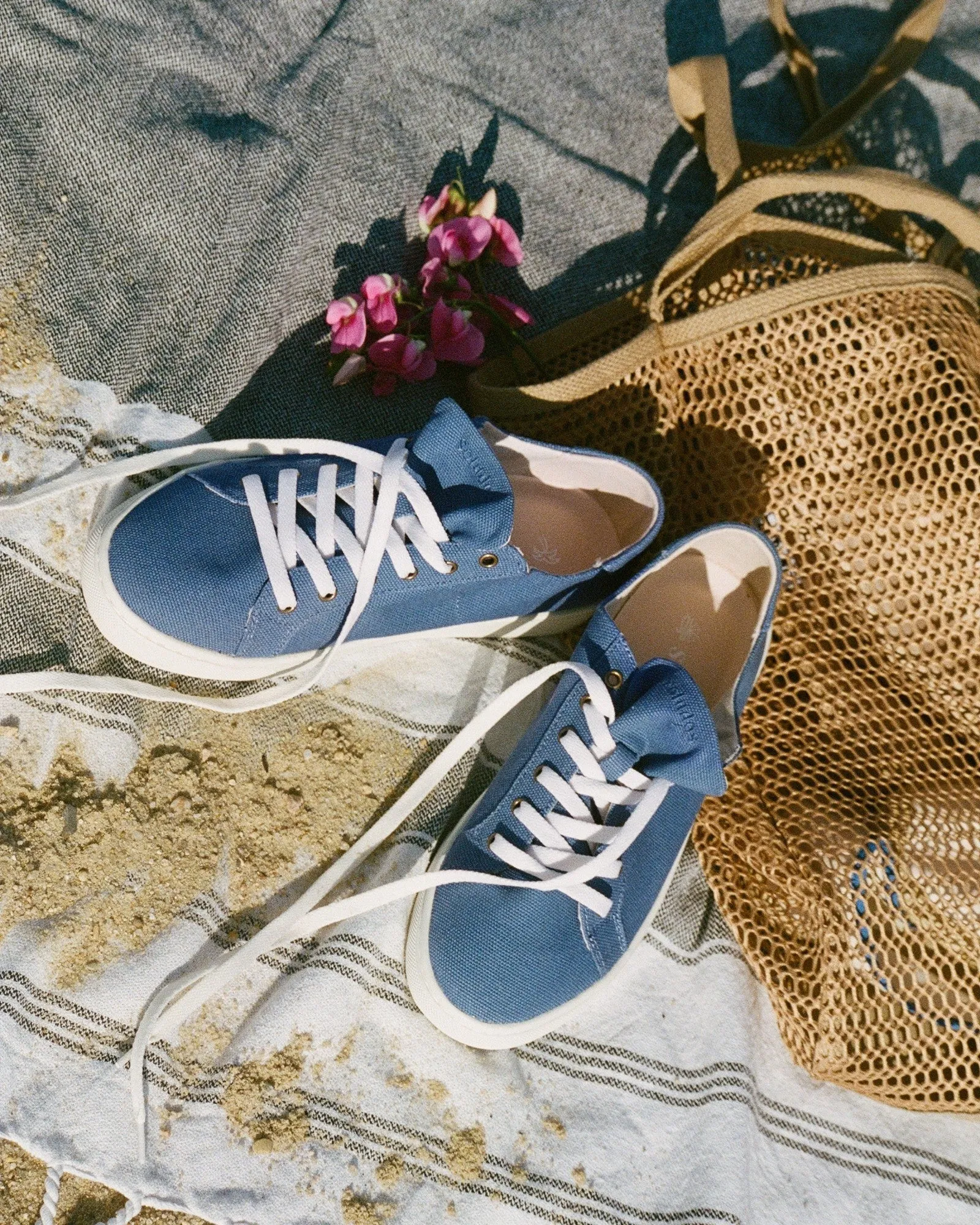 Womens_Sneakers_The Ibiza_Canvas Colors_Laguna Blue